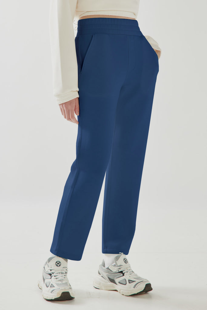 Comfortable Pants & Jumpsuits I LEZÉ the Label